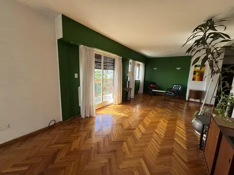 Venta departamento 5 ambientes c/cochera Villa Urquiza