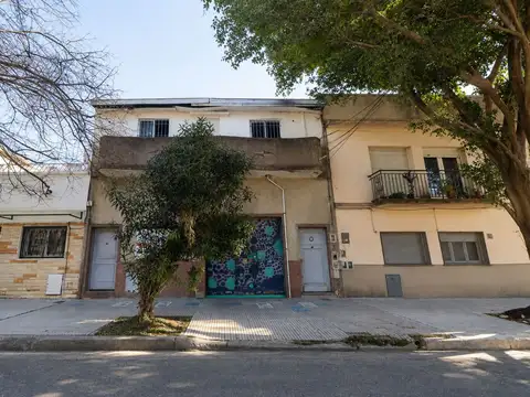 VENTA LOTE PROPIO CASA PH RECICLAR PARQUE CHAS
