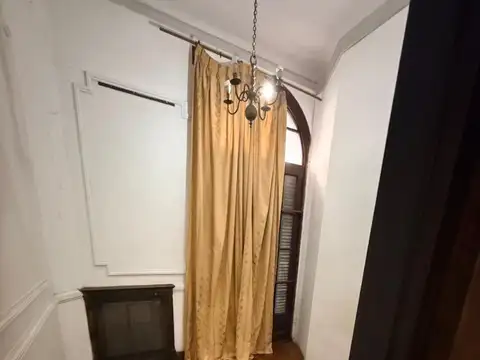 Departamento 12 ambientes con 3 baños