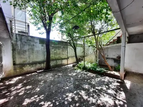 Depto Tipo Casa 3 ambientes con 2 baños