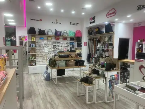 VENTA FONDO DE COMERCIO ( FRANQUICIA MODA SHOP )