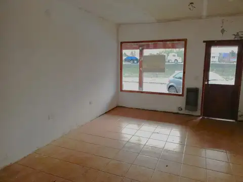 Local en Alquiler en Dina Huapi, $ 500.000