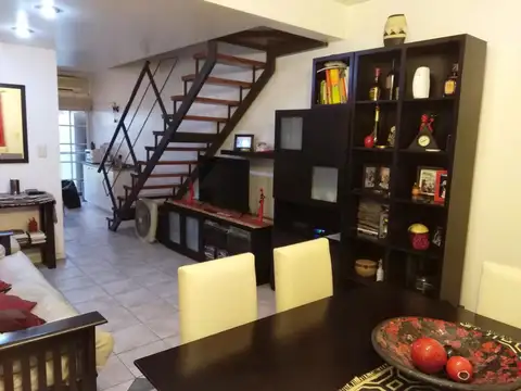 Depto Tipo Casa en Venta de 2 dormitorios