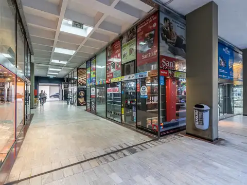 Venta Local Comercial 27.84 m2 galería jardín Microcentro