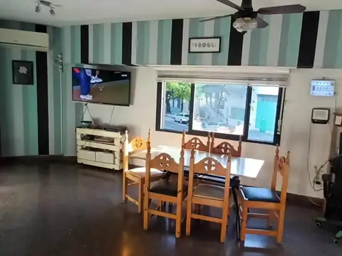 Depto Tipo Casa en Venta de 5 ambientes