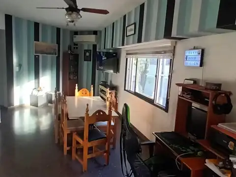 Santa Elena 700, Piso 1