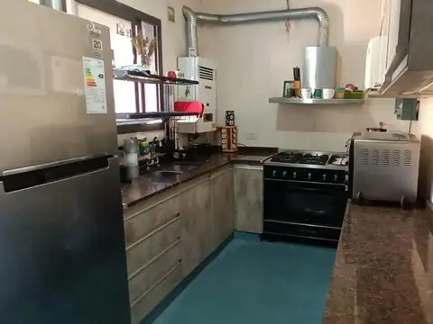 Depto Tipo Casa 5 ambientes con 2 baños