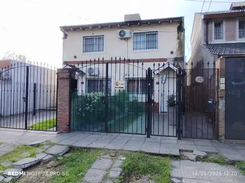 hipolito yrigoyen  al 900