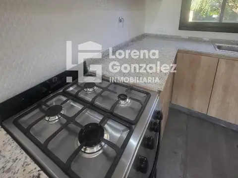 Casa 6 ambientes con 4 baños