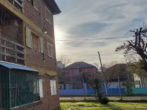 EMILIO MITRE 300