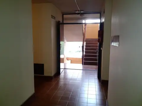 Monoambiente divisible con cochera