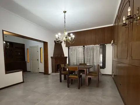 Casa en Venta en Versalles, USD 320.000