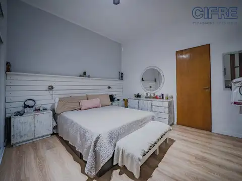 Depto Tipo Casa 4 ambientes con 2 baños