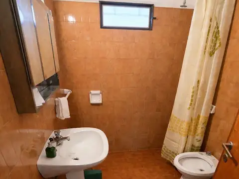 CASA EN VENTA GRAN TERRENO EN BIALET MASSE