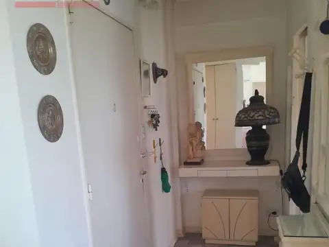 ACOYTE  al 1100 Piso 9° al frente c / Balcón  Departamento en Venta 3 amb. Al frente c/Balcón u$s 145.000