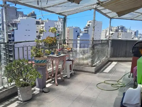 Departamento en Venta Acoyte al 1000 Piso 9° - 3 amb. Al frente c/Balcón u$s 145.000