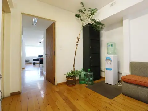 AV RIVADAVIA al 1600