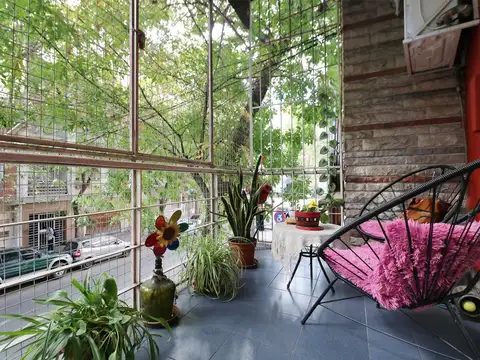 Depto Tipo Casa 5 ambientes con 2 baños