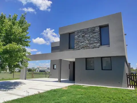 Casa  en Venta en San Matias, Escobar, G.B.A. Zona Norte