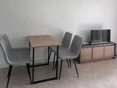 Departamento en Alquiler en Petrel Village, $ 600.000