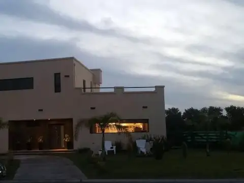 Casa en venta en Haras Santa Maria - MAROTO PROPIEDADES