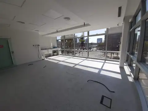 Oficina en Alquiler al Oeste