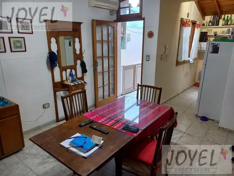 Depto Tipo Casa en Venta en Villa del Parque, USD 78.900