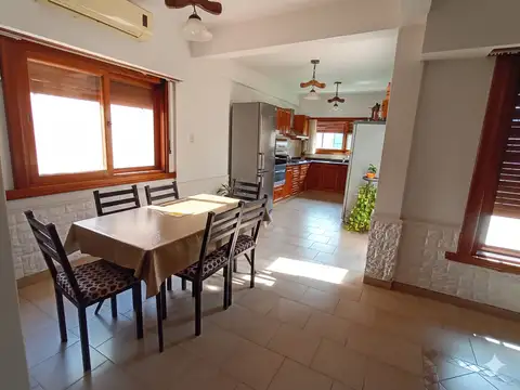 Casa en Venta en Berazategui, USD 218.000
