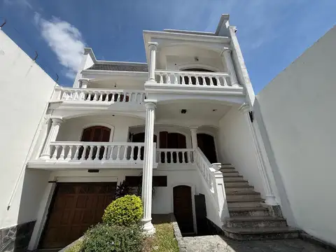 Casa La Rioja 1000 Corrientes
