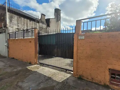 CASA EN VENTA 4 AMB IDEAL 2 FAMILIAS TEMPERLEY