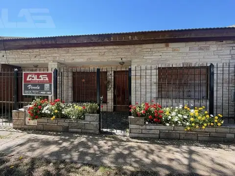 CASA | 7 AMBIENTES | JARDÍN | POTENCIAL | COCHERA | ITUZAINGÓ SUR