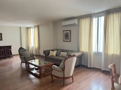 PISO EN VENTA BARRIO CENTRO CON COCHERA- APTO CREDITO HIPOTECARIO