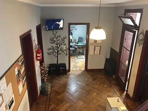 Depto Tipo Casa en Alquiler de 6 ambientes
