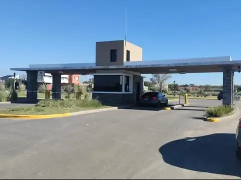 Terreno en Venta de 913,0 m2