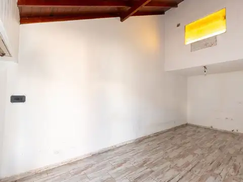 Depto Tipo Casa en Alquiler de 3 dormitorios