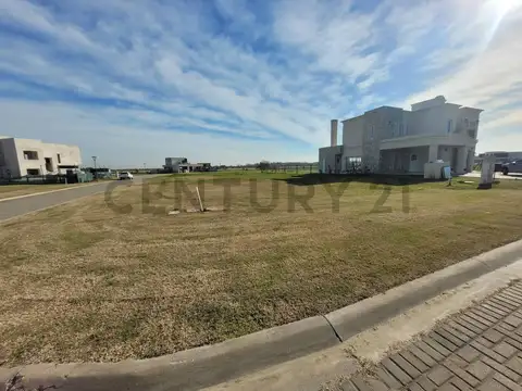 Terreno en Venta de 758,0 m2