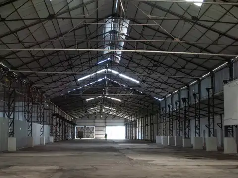 Ruta 21 km 3,5 - Nave 8200 m2 - Alvear