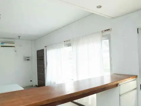 Casa en Venta en Villa de Mayo, USD 160.000