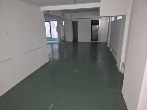 Oficina en Alquiler al Norte