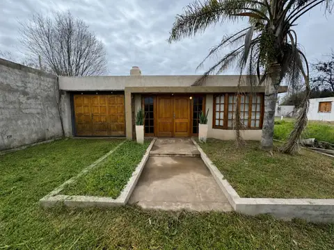 VENTA CASA BARRIO CHATEAU LOS ROBLES
