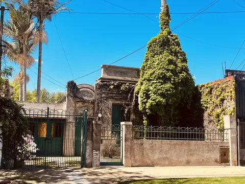 Casa con Amplio Terreno