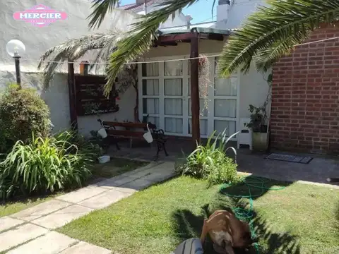 EXCELENTE CHALET EN ZONA 4