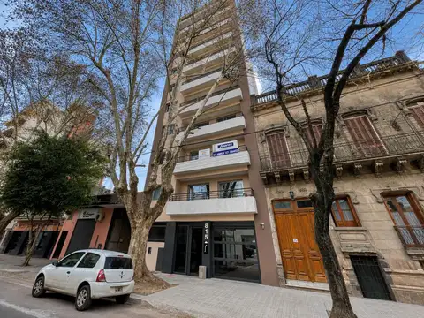 43 e/ 11 y 12 al 800