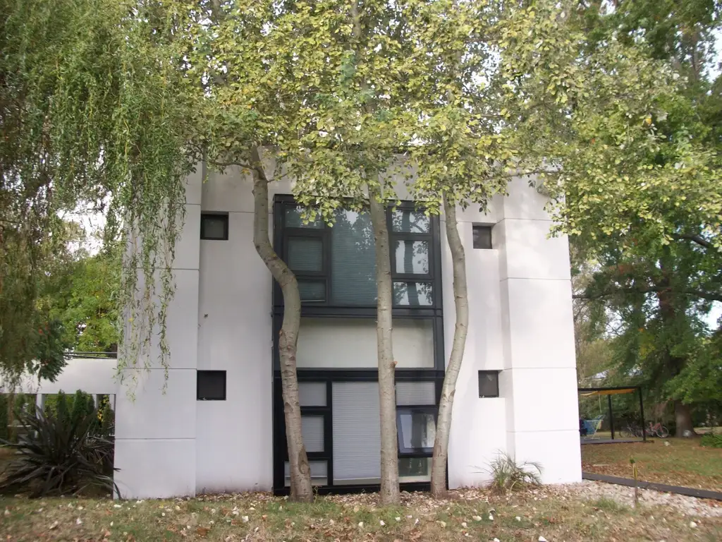 Country Abril Club de Campo - 4 dormitorios con cochera