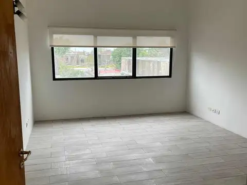 Oficina en venta - 1 Ambiente - Cochera - 23Mts2 - Los Patricios, Boulogne Sur Mer
