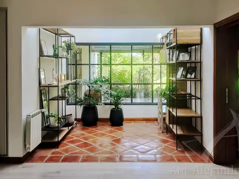 Casa con 4 dormitorios en Planta Baja, muy luminosa!