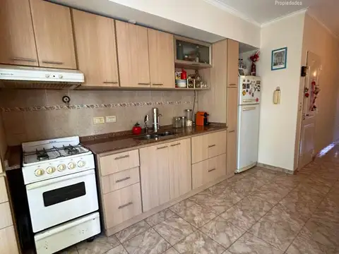 Depto Tipo Casa en Venta en Centro, USD 67.000