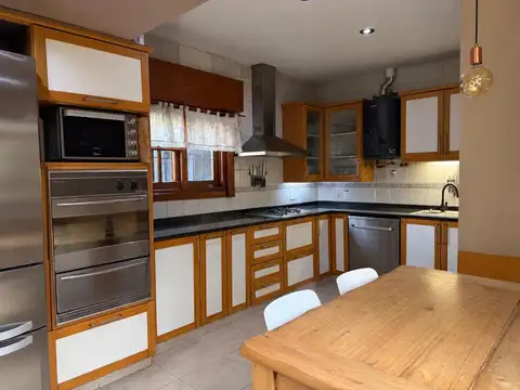 CASA EN VENTA EN QUILMES