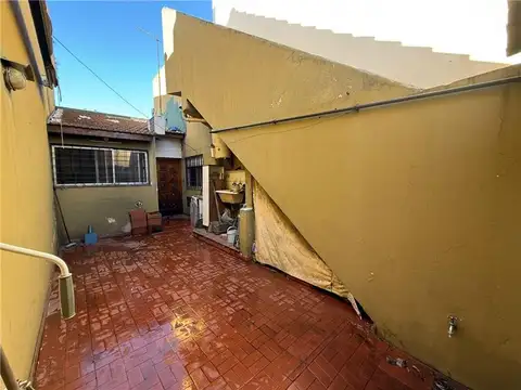 Depto Tipo Casa en Venta con 1