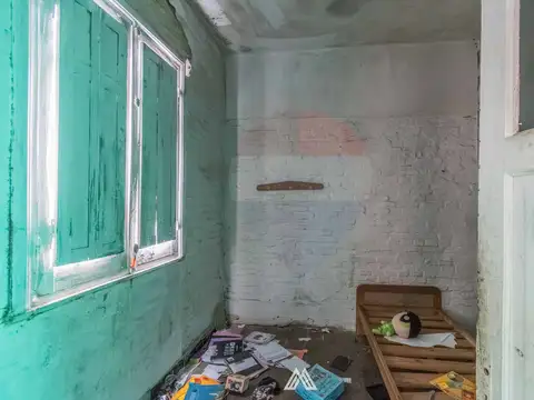 Depto Tipo Casa en Venta 90 años